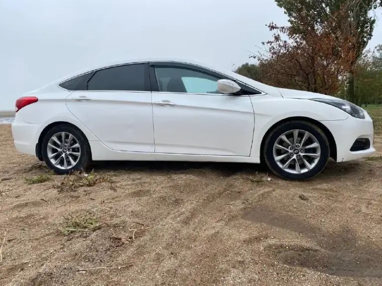 Hyundai i 40 2016 год
Автомат 2.0
Все работает исправно
Юридически чиста
Задиров нет масло 5w 30 не расходует
По ходовой по мелочи
Салон и лкп в нормальном состоянии
Обута в зимние сапоги
Цена 890т
Торг присутствует
+79498444328 - фотография - 7