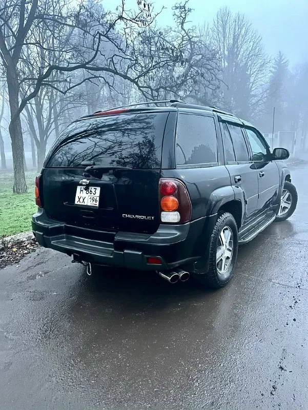 Продам настоящего американца- chevrolet trailblazer, 2007 г. В. Объём двигателя 4.2/ 295 л. С. Автомат. В максимальной редкой комплектации ltz с люком, датчик света, датчик дождя, память сидений, круиз контроль. Carplay. Розетки, обогрев сидений с возможностью отдельного обогрева спинки сиденья, заводское прицепное, имеется сервисная книжка. Туманки - линзы 200км назад заменил все фильтра масла резина новая а/т все сезонка, приобретена месяц назад люк не течёт климат 3-х зонный, холодит, что руки отмерзают газ не стоял все что должно работать, работает. Автомобиль не новый, имеются следы эксплуатации. Отличная альтернатива прадо и паджеро, но с более приятной ценой. Документы в порядке, переоформление по дкп или мрэо цена 865 000 торг у капота с реальным адекватеным покупателем. Готов выслушать ваши предложения. Можно на обмен. Находится в г. Макеевка +79494234095
📞 Звоните: +7(949)4234095 - фотография - 2