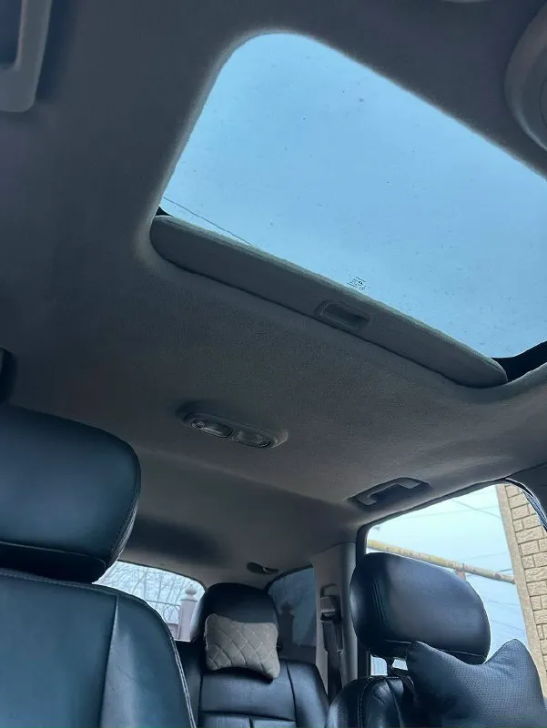 Продам настоящего американца- chevrolet trailblazer, 2007 г. В. Объём двигателя 4.2/ 295 л. С. Автомат. В максимальной редкой комплектации ltz с люком, датчик света, датчик дождя, память сидений, круиз контроль. Carplay. Розетки, обогрев сидений с возможностью отдельного обогрева спинки сиденья, заводское прицепное, имеется сервисная книжка. Туманки - линзы 200км назад заменил все фильтра масла резина новая а/т все сезонка, приобретена месяц назад люк не течёт климат 3-х зонный, холодит, что руки отмерзают газ не стоял все что должно работать, работает. Автомобиль не новый, имеются следы эксплуатации. Отличная альтернатива прадо и паджеро, но с более приятной ценой. Документы в порядке, переоформление по дкп или мрэо цена 865 000 торг у капота с реальным адекватеным покупателем. Готов выслушать ваши предложения. Можно на обмен. Находится в г. Макеевка +79494234095
📞 Звоните: +7(949)4234095 - фотография - 8