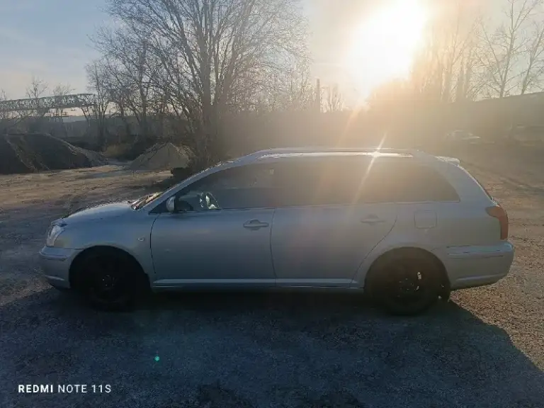 Продам от собственника toyota avensis 2004 года 1,8 бензин/газ мкпп. Пробег:178500 км. Я один хозяин в стс и птс. Газ установили в прошлом году, но езжу на бензине. Газ и прицепное вписан в стс. Эксплуатация бережная. Масло с фильтрами, свечи, передние торм. Диски и колодки и задние колодки 1500 км. Назад поменяны. Все стекла родные, не бита и не крашена, вся в заводе. Мульти руль, подогрев заднего стекла, зеркал и сидений, abs, esp, блочок для блютуз и флеш карт, подсоединён в штатный разъем магнитолы, оптика линзованая с завода, складывание зеркал, климат контроль,4 электростеклоподъемника, резина зима и лето, ковры зима и лето, два ключа. Авто в идеальном состоянии, таких мало осталось. Цена: 995000 тыс. Руб. Торг. Макеевка. Тел :+79493179027,там же telegram, max.
📞 Звоните: +7(949)3179027 - фотография - 3