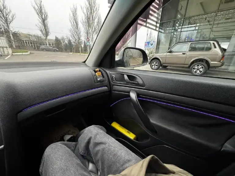 Продам skoda octavia a5
Год: 2009
Пробег: 290 000 км
Объем: 1.4, 80л. С.
Цена 480 000р + торг.

По машине было много чего сделано. Из последнего:
- Замена катушек зажигания
- Ремень грм
- Помпа антифриза
- Диск сцепления и корзина
- Выжимной подшибник 5000км назад
Заменён бензонасос 1500км назад.
Масло менялось каждые 7000км.
Масло не ест. От замены до замены расход приблизительно 200-300мл.
По кузову есть возрастные болячки и некоторые недочеты. Есть трещина внизу лобового стекла.
В салоне контурная подсветка (цвет регулируется любой).
На сиденьях чехлы из кожзама.
Багажник очень большой и вместительный.
Машина полностью на ходу каждый день без проблем, сел поехал. Диски задние есть такие же, как спереди. Резина летняя, комплект штамповок отдам в подарок.
Уступлю реальному покупателю.
Осмотр машины в г. Донецк.
На все другие вопросы отвечу по телефону.
+79493632238 - фотография - 9