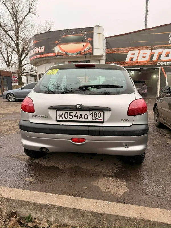 Продам. Peugeot 206 1999 хэтчбек 5-дверный. Механика, двигатель - 1.1 кузов оцинкованный. С переоформлением, документы в порядке, штрафов нет. В начале года был перебран двигатель. Заменен стартер. На ходу, есть нюансы, по телефону 210 000 руб. Донецк, петровский район в советах и комментариях не нуждаюсь. Оставьте их при себе +79498094821
📞 Звоните: +7(949)8094821 - фотография - 1