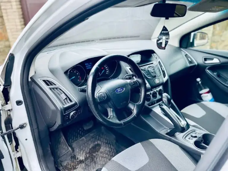 Продам автомобиль ford focus 3 (рестайлинг) 2012год 2.0 бенз. Автомобиль в отличном состоянии(сел и поехал). Работает отлично масло не есть, не дымит, не троит. Коробка работает ровно без тычков и пинков. Побег 215.ооокм. Кузов в отличном состоянии без рыжиков и ржавчин. По ходовой нареканий нет. Автомобиль полностью обслужен.
Цена:65о. Ооо₽ торг уместен.
Проверка на любом вашем сто. Возможен обмен.
📞+7 949 531-23-51📞
📞 Звоните: +7(949)5312351 - фотография - 8