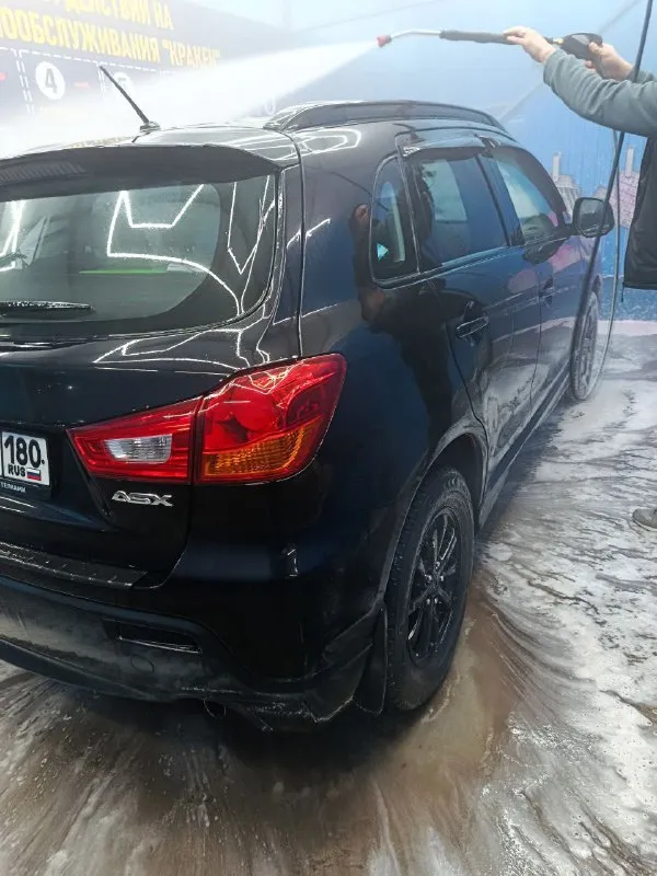 Mitsubishi asx🔴
Японский кроссовер 2⃣0⃣1⃣3⃣с механической коробкой передач, передний привод, двигатель 1,6 л. , 116 л/с.
Оригинальный пробег 203455 ✅ комплектация: стеклоподъемники передние и задние, электро-регулировка зеркал, обогрев сидений, литые легкосплавные диски на зимней шиповоной резине.
Надежный и экономичный автомобиль для повседневной езды.
Расход от 6 л100 км 
Круиз контроль, секретка для угона авто, мультимедийный экран, хорошая мультимедийная акустика.
Состояние на 4+
Ходовая в круг новая, двигатель без нареканий, коробка без проблем.
По кузову нужно приложить руки, машина после арт-обстрела, важные части кузова были заменены, нужно покрасить.
По электрике все работает, кроме ремней безопасности, их нужно разблокировать, и заменить одну подушку безопасности, последствия обстрела.
Все косяки покажем, расскажем, ничего не скрываем.
На просмотры в соседние города не катаюсь.
Продажа в городе донецк.
Цена:950 000 + торг
Так же возможен обмен в обе стороны.
Телефон для связи:
+79494835279 - фотография - 10