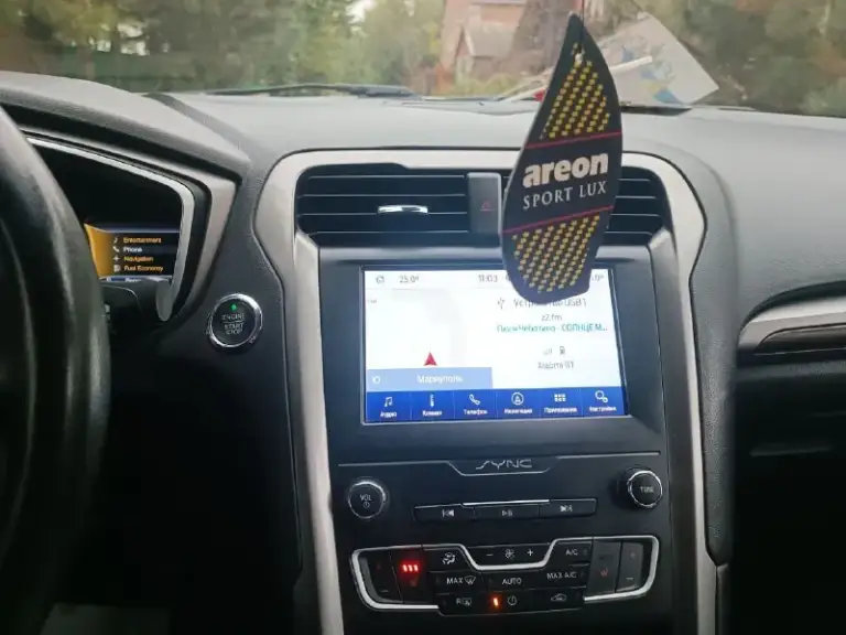 Ford fusion гибрид 2019 года, бесключевой доступ, адаптивный круиз контроль, датчики столкновения, света, дождя, подогрев сидений, лобового и зеркал, удержание в полосе, русифицированная мультимедиа с навигацией, автозапуск, пробег 100000 км. Мариуполь цена 1800000 торг. +79495508812 александр
📲 Tg: alexx
📞 Звоните: +7(949)5508812 - фотография - 10