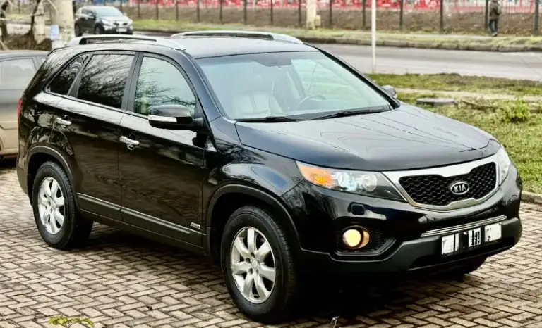 Kia sorento 2011 год эксп, 2.4 бензин 4wd, 178 тыс км пробег, автомобиль в отличном состоянии! Без рыжиков и ржавчины, двигатель ходовая полный привод в безупречном состоянии! Салон ухоженный! Комплектация полный жир, есть все для комфортной езды! Два комплекта ключей полный пакет документов любое оформление! Срочно все вопросы по телефону звонить в любое время! Цена из за срочности! 1 230 000 тыс руб, +7949-612-37-14
+7949-840-60-88
📞 Звоните: +7(949)6123714 - фотография - 3