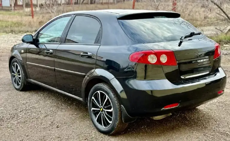 Chevrolet lacetti 2008 год эксп, 1.6 бензин механика, автомобиль в отличном состоянии! Двигатель ходовая коробка в отличном состоянии! Без дтп практически в родной краски! Без гнили и ржавчины! Салон чист ухоженный! Два комплекта ключей и резины! Полный пакет документов! Срочно все вопросы по телефону звонить в. Любое время! Цена 445 000 тыс руб! +7949-617-56-33 +7949-126-69-16
📞 Звоните: +7(949)6175633 - фотография - 4