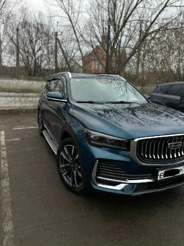 Продам свой geely monjaro 2023 года с пробегом 50.000 км! Покупался новым в салоне ростова fresh avto в мае 2024 года ! Мотор 2 литра турбо бенз 238 л. С ! Весь в родном окрасе ! Все вовремя менялось, замена масло каждые 5-7 тыс ! Полностью обработана ! Перед затянут пленкой ! В решетке и бампере установлена сетка ! Стоят пороги ! Салон весь заклеен пленкой, экраны заклеены стеклами защитными, сиденье в чехлах с момента покупки ! Камера 360, хорошая музыка и так далее! Короче лучше увидеть ! По комплектации гуглите, есть все что нужно для комфортной езды ! Машина ни разу не подвела ! Два комплекта колес, два комплекта чехлов на сиденья, два ключа ! Причина продажи покупка недвижимости ! Нужно поменять лобовое стекло по желанию, прилетел камушек, на это уступлю конечно ! Цена 3.450 🍋 + торг ! Макеевка гвардейка +79493311994
📞 Звоните: +7(949)3311994 - фотография - 4