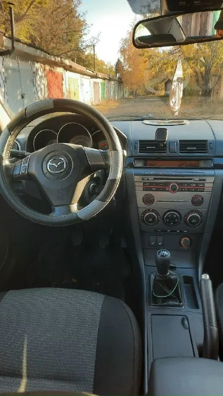 Mazda 3,1.6,пробег195тыс, пробег родной, механика, кондиционер, подогрев сидений, электроника рабочая, не крашена, резина зима лето, два ключа, двигатель в идеале, ходовая в отличном состоянии, салон ухожен. Цена:530000р, торг у капота. Тел:+79493360440
📞 Звоните: +7(949)3360440 - фотография - 7