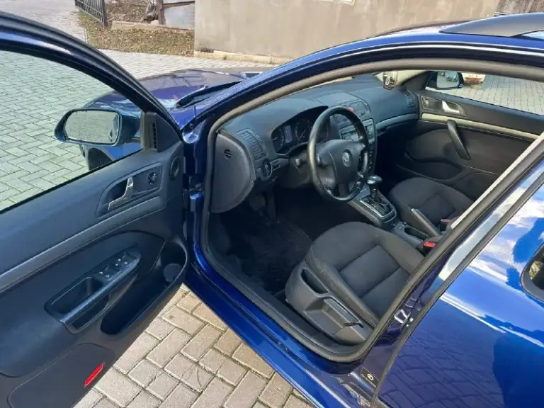 Skoda octavia a5. Автомобиль в отличном состоянии и прекрасном цвете. 2008 год выпуска. Двигатель 1.6 и классический 6-ступенчатый автомат. По кузову всё отлично, без ржавчины и гнили. Арки обработаны. По ходовой части вопросов нет. Из последнего заменил стойки передние и задние, а также стойки стабилизатора. Коробка работает отлично, переключает плавно, без пинков и рывков. Двигатель масло не расходует от замены до замены! Цена 715000 рублей. Торг при осмотре! Макеевка. 79493851814.
📞 Звоните: +7(949)3851814 - фотография - 8