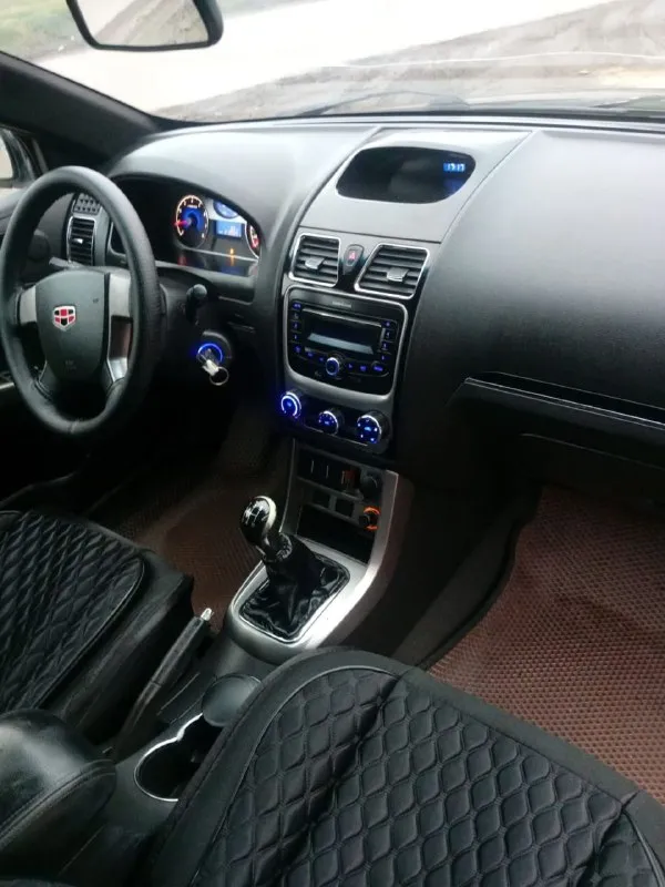 Продам geely emgrand год 2013
Автомобиль в очень достойном состоянии
Без гнили и карозий
Двигатель 1,8 цеповой работает идеально масло от замены до замены лью 5w40
Датчик света фары линзованые
Датчик дождя работает
Парктроники
4 Стеклоподъёмники
Подушки безопасности
Гидроусилитель руля
Кондиционер работает холодит
Салон чистый и опрятный
Работает абсолютно каждая кнопочка
Резина лето и зима шиповка
Цена 455 т р торг автомобиль в г харцызск и просьба кому далеко ехать или скучно нескем поболтать не звоните не тратьте моё время спасибо за понимание. Или меняю на строй материалы. Документы в порядке любой вид оформления птс оригинал за 12 лет её существования 2 хозяина было произведено детеленг полировка кузова и покрыта керамикой +79494402032 - фотография - 6