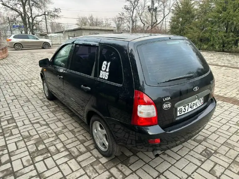 Продам ваз калина 2011 года выпуска. Автомобиль в хорошем состоянии для своих лет. Родной пробег 250 т. Км. Мотор 1.6 (8 клоп) работает очень хорошо не троит не дымит не давно отрегулировал клапана. Коробка не хрустит не выбивает ( новое сцепление). По кузову проблем критичных нет, дно, стаканы без ржавчины и гнили. Комплектация: электроуселитель руля центральный замок 2 электростеклоподъемника хорошая музыка с буфером с документами полный порядок без штрафов и арестов осмотр город макеевка +79498434706 цена 365 т. Руб
📞 Звоните: +7(949)8434706 - фотография - 4