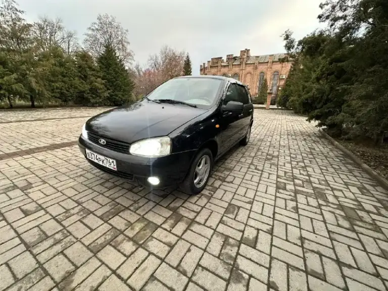 Продам ваз калина 2011 года выпуска. Автомобиль в хорошем состоянии для своих лет. Родной пробег 250 т. Км. Мотор 1.6 (8 клоп) работает очень хорошо не троит не дымит не давно отрегулировал клапана. Коробка не хрустит не выбивает ( новое сцепление). По кузову проблем критичных нет, дно, стаканы без ржавчины и гнили. Комплектация: электроуселитель руля центральный замок 2 электростеклоподъемника хорошая музыка с буфером с документами полный порядок без штрафов и арестов осмотр город макеевка +79498434706 цена 365 т. Руб
📞 Звоните: +7(949)8434706 - фотография - 5