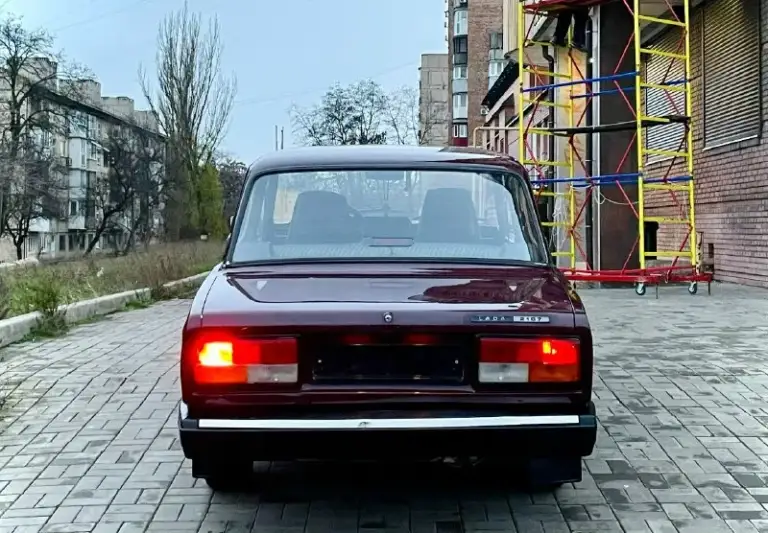 Доброго времени суток, в продаже ваз 2107 в изумительном состоянии! 🚘🔥 таких экземпляров осталось мало, автомобиль не бит, и не крашен. ✅ пробег составляет 63.000 км!🛞🏁 двигатель 1.600 работает без каких либо нареканий, коробка 5 ступенчатая без хрустов и вылетов. 🚀 по ходовой нечего не стучит, и не гремит, диски r13! Все расходники менялись вовремя, прошла полное т. О перед продажей, заменены все масла и так же фильтра. ✅ по кузову без вопросов, гнили нет, днище, стаканы, лонжероны, целые!🔥 по салоне все в достойном состоянии, все как и должно быть по заводу, запах нового авто, не прокурен, не порван. 🚀 так же стоит простенькая музыка, магнитола aura и динамики pioner! По документам авто кристально чистое, любой вид переоформление, так же любые проверки с вашей стороны приветствуются. ✅ ценник данного авто 265.000₽ реальному покупателю уступлю в цене, торг! 🔥🔥🔥 автомобиль находиться в донецке🌇 звонки и осмотр в любое вам удобное время. 👌 +79498007111 +79498326167
📞 Звоните: +7(949)8007111 - фотография - 5