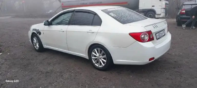 ✅️Автомобиль: chevrolet epica ✅год:2007 ✅пробег:290 000 ✅объем:2.0 ✅цена: 500 000 ✅телефон: +79493523979 ✅описание: продам или обмен с моей доплатой. Было небольшое дтп пострадало крыло и чуть двери. Мотор 2.0 с механической мкпп, ходовая в нормальном состоянии, салон велюр, 4 стеклоподьемника, электрорегулировка зеркал, 2-х диновая магнитола 4 динамика+ буфер в заднем сидении, установлено под запаску на 45л расход радует. Резина зима r16. Учет постоянный переоформление без проблем
📞 Звоните: +7(949)3523979 - фотография - 2