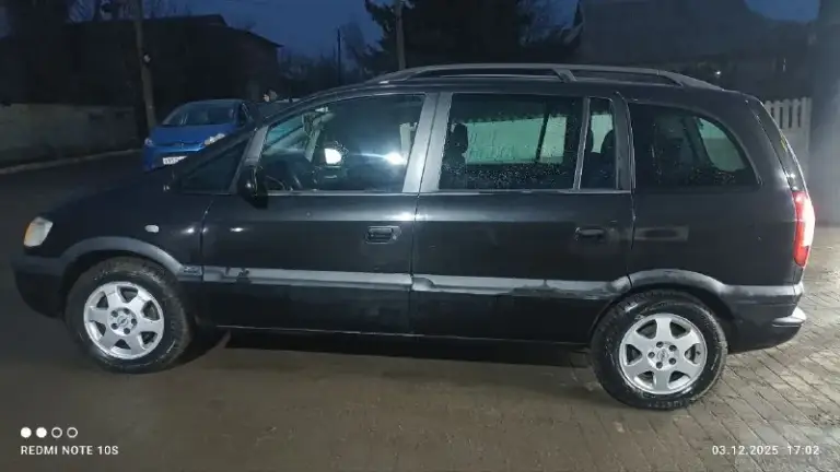 Продам opel зафира а,7-ми местный минивэн. Объем двигателя 1.8, бензин пробег 336к км +(машина ездит каждый день) вложений не требует никаких, сел поехал. По комплектации:хорошая родная музыка по 2 колонки в каждой двери, электро зеркала с подогревом,4 эсп, подогрев заднего стекла, люк, хорошая зимняя резина + летняя. Осмотр г. Амвросиевка. Цена 750к + хороший торг. Я хозяин, переоформление без проблем. Звонить +79493905370 юлия (мама) +79493691787 моя тг все по машине, подробно расскажу если заинтересует.
📞 Звоните: +7(949)3905370 - фотография - 9