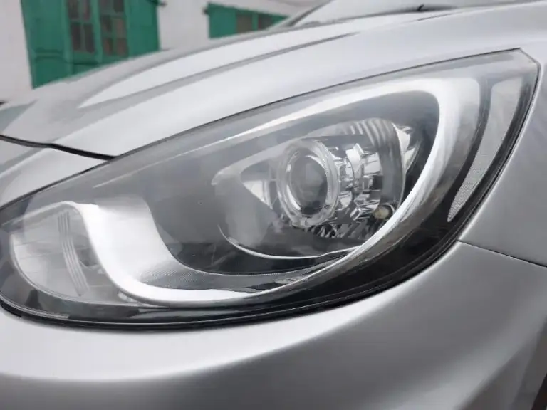 Продам hyundai accent 2012, брали с салона, один хозяин! Пробег честный 123т. Км, в такси не использовалась, семейный автомобиль. Оцинкованное днище и пороги. Удален катализатор. Линзованная оптика, газ пропан + вариатор опережения угла зажигания, баллон под запаску на 42л, установлена акустика hertz + магнитола на андройде teyes cc3(яндекс навигатор, ямузыка и тд) с качественной камерой заднего вида! Два комплекта новой резины на дисках(зима - шипованная pirelli на штампованных дисках(на фото), лето - pirelli на литых дисках), два комплекта ковриков(evo + резиновые). Сиденья с момента покупки эксплуатируются в чехлах, текущие чехлы новые, куплены недавно. Рабочие жидкости(масло и фильт в двиг. , масло и фильтр в коробке, гидроусилитель руля) заменены на 120т. Км. Полная замена охлаждающей жидкости на оригинальную произведена в том году. Есть не критичные изъяны по кузову и лкп. Два ключа. Честный обзор, без "намазывания губ" перед продажей!
Цена: 1 050 000 руб. (торг уместен
📞 Звоните: +7(949)3043696 - фотография - 9