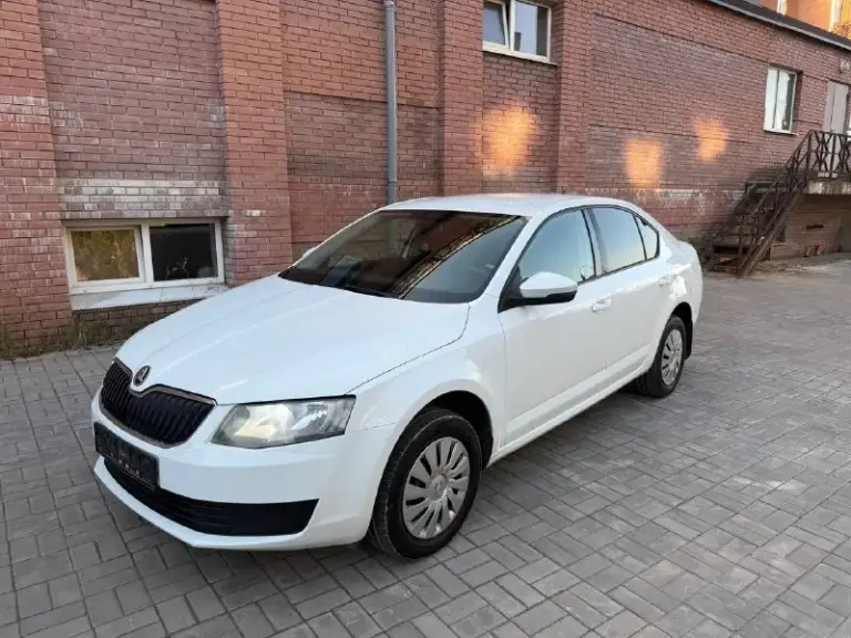 Продам skoda октавия а7 2016 г. , 1.6 автомат. Авто моё личное, на учёте на меня. Продажа только через мрэо. Машина в дтп никогда не была! Всё в родном окрасе, все стёкла родные. За машину не стыдно, в такси она не была никогда! Все остальные вопросы по телефону: +79490492122. Звонить только тем, кто заинтересован. Кто хочет поморочить голову, есть много других объявлений. Осмотр: г. Донецк. Цена: 1 250 000, торг.
📞 Звоните: +7(949)0492122 - фотография - 1
