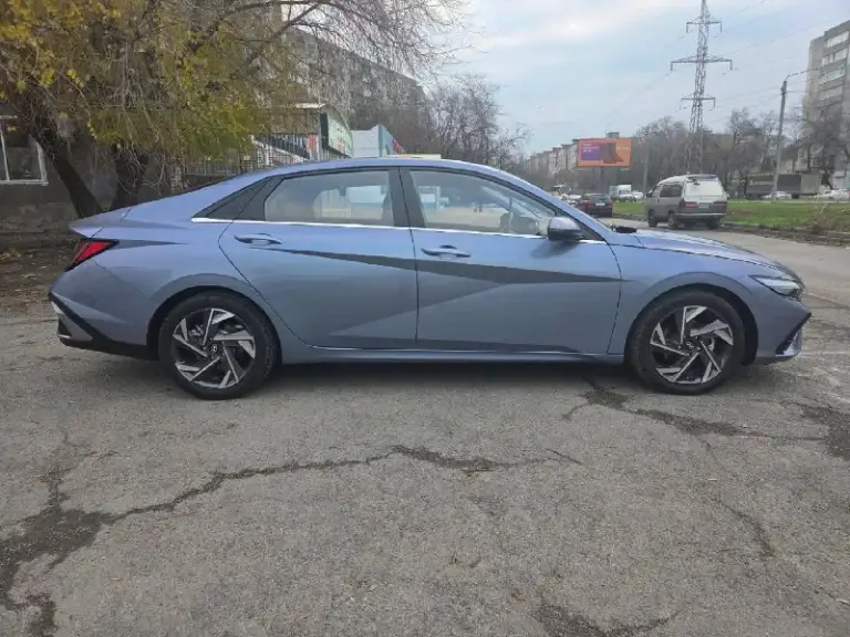 Hyundai elantra 2023 1.5
Пробег: 17000км
Куплена в октябре 2024г
Один хозяин, не бита, не крашена.
По технической части без замечаний. Машина полностью обслужена.
Внешний вид 🔥
Состояние идеальное.
Допов на 100 000 рублей.

Цена: 2 390 000р
Торг, обмен.

Tg: @nestviks
+79953988810 Андрей - фотография - 4