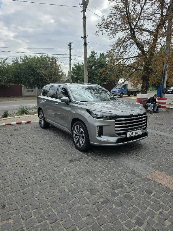 Машина супер, доставляет только удовольствие!!!! Машина на гарантии, обслуживалась только на официальном сервисе, все то пройдены. Exeed vx president — премиум-кроссовер 7 мест, полный фарш и безопасность топ-уровня! Премиальный 7-местный exeed vx в максимальной комплектации president — это идеальный семейный и представительский кроссовер с полным приводом, комфортом бизнес-класса и технологиями, как у топовых немецких брендов.
📞 Звоните: +7(949)3402129 - фотография - 2