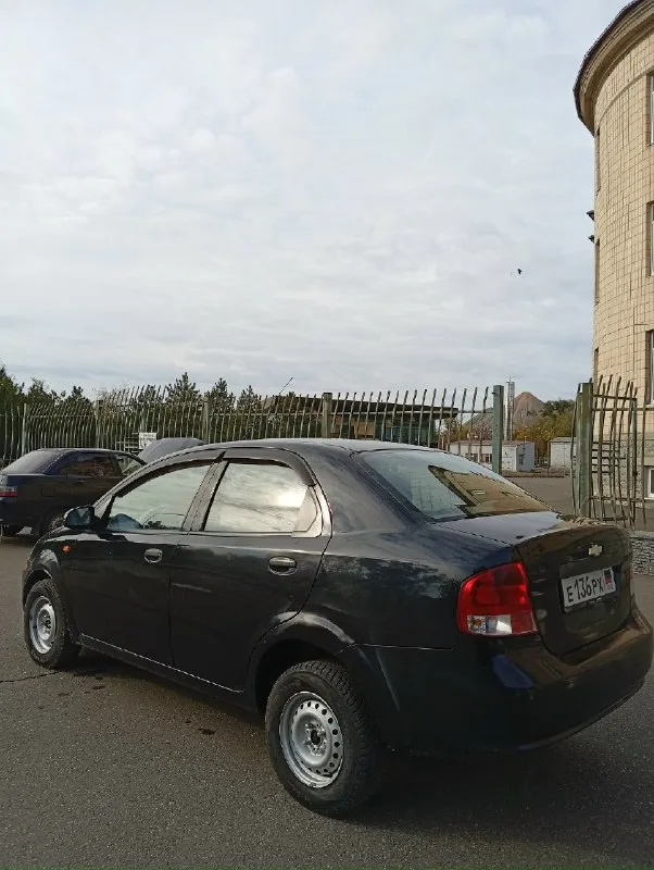 Продам chevrolet aveo год 2005 двигатель 1.5 работает тихо коробка отлично не гнилая салон чистый продажа по тп учёт днр переоформление без проблем находиться в донецке петровский район +79494711323 цена: 230 000₽
📞 Звоните: +7(949)4711323 - фотография - 2