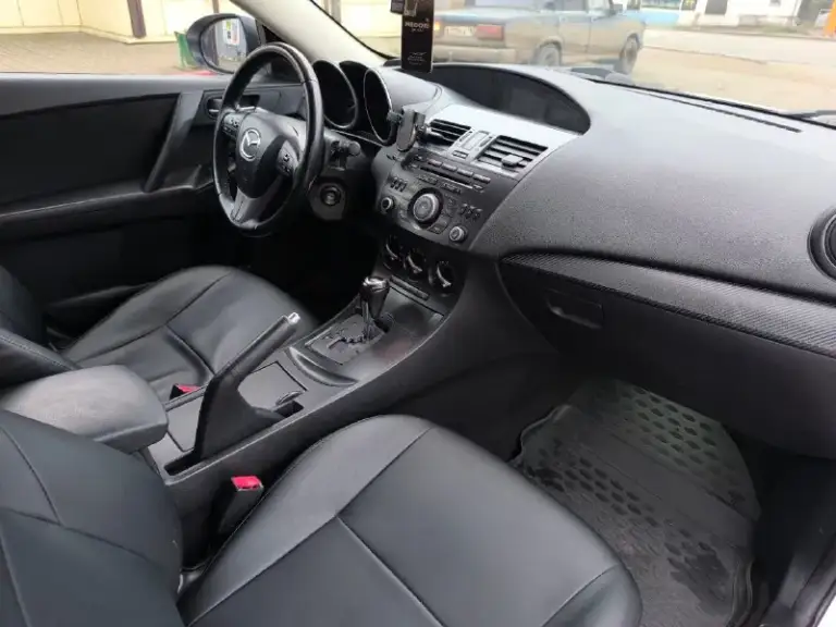 ! Автомобиль в хорошем состоянии по цене низа рынка!
Цена: 770 000 руб !
Продам mazda 3 2012 года выпуска с двигателем 1.6 stage 1 на автомате хорошем состоянии!
Автомобиль вложении не требует!
• Двигатель в идеальном состоянии
• Ходовая в идеальном состоянии
• Салон в идеальном состоянии
• Коробка в идеальном состоянии
• По кузову в хорошем состоянии
+79494260930 - фотография - 5