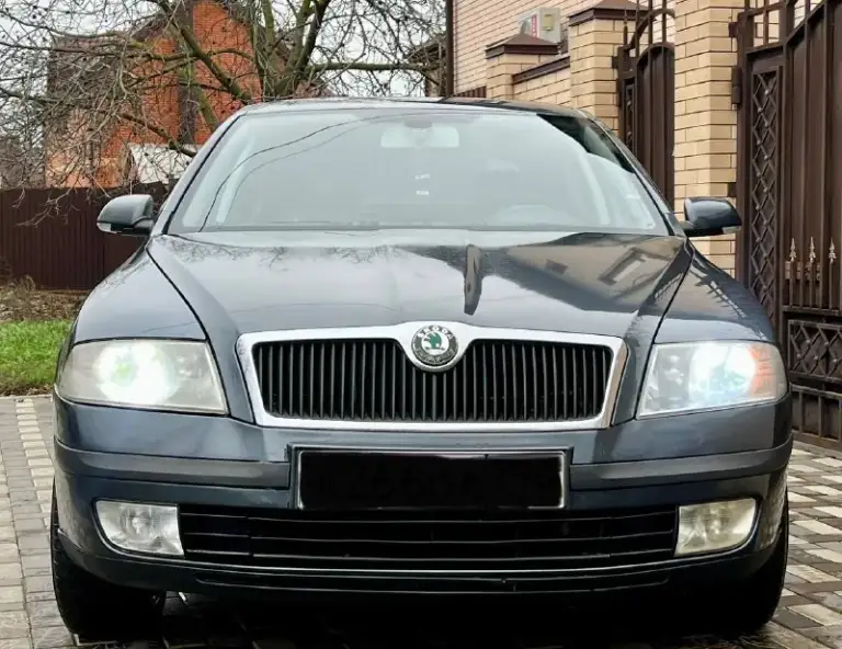 Шкода октавиа а5
2008 Года выпуска
3 Владельца птс оригинал
Мотор 1.6 коробка автомат
По документам полный порядок
По кузову также все в порядке как на фото без рыжиков и прочего
Технически без нариканий
Дно пороги стаканы целые
Все вопросы по телефону
Номер +7 919 896 5615
Телеграмм +7 919 896 5615
💰Цена 590.000 тысяч рублей - фотография - 2