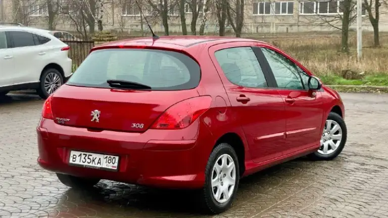 🔥Peugeot 308🔥
Год выпуска: 2009
Тип двигателя: бензиновый, 1.6
Пробег: 209 000 км (оригинальный)
Коробка передач: автоматическая
Комплектации:
• Датчики света/дождя
• Электрорегулировка зеркал
• Электроподъёмники
• Круиз-контроль
• Климат-контроль
• Мультируль
• Led-фары
• Двухстороняя сигнализация
Цена: 570,000 ₽
Автомобиль в отличном состоянии, все системы работают. Готов к проверке.
Юридически чист, без обременений.
Вопросы по телефону: +7-949-41-55-434.
Возможен торг. - фотография - 3