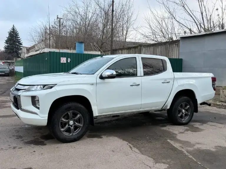 Продам mitsubishi l200 2021 год, дизель, пробег 95 000. Учет местный. Подробности по телефону: +79493650732
Цена: 2.2 🍋 руб, хороший торг реальному покупателю. Причина продажи покупка другого автомобиля
📲 Tg: @iamsaaabina
📞 Звоните: +7(949)3650732 - фотография - 4