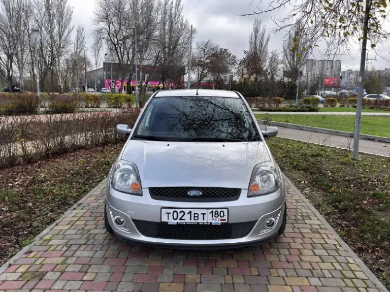 Продам
Ford fiesta
Год выпуска 2007
Обьем двигателя 1.4
Коробка автомат
Пробег 108 тысяч
Авто в отличном состояние
Приобретали в салоне в 2007 году один еденствиный хозяин
В родном окрасе в дтп не участвовал автотека зеленая
Не каких вложений не требует
Готов на любые проверки
Цена 570 тысяч рублей
Все вопросы по телефону
+79493569446
📲 Tg: @aleks_333377
📞 Звоните: +7(949)3569446 - фотография - 2