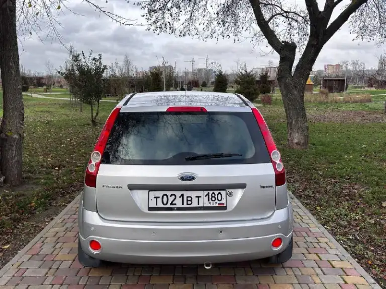 Продам
Ford fiesta
Год выпуска 2007
Обьем двигателя 1.4
Коробка автомат
Пробег 108 тысяч
Авто в отличном состояние
Приобретали в салоне в 2007 году один еденствиный хозяин
В родном окрасе в дтп не участвовал автотека зеленая
Не каких вложений не требует
Готов на любые проверки
Цена 570 тысяч рублей
Все вопросы по телефону
+79493569446
📲 Tg: @aleks_333377
📞 Звоните: +7(949)3569446 - фотография - 5