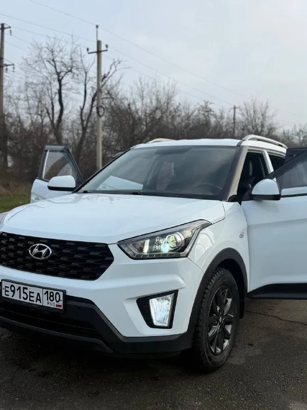 ☀️ Продам ☀️
✅ Hyundai крета
✅ Hyundai creta
✅ 2020Год.
✅ 109 Тысяч пробег
✅ Двигатель 1,6.
✅ 6Ст.
✅ Передний привод.
✅ Салон в отличном состоянии
✅ Магнитола teyes cc3 2k( + регистратор teyes)
✅ Светодиодные линзы vision tri-led ultimate(+ туманки) свет 🔥
✅ Новая зимняя шипованная резина.
✅ Я второй владелец.
🔥 Цена: 1.8🍋 🔥
Г. Шахтерск +79493147605
📞 Звоните: +7(949)3147605 - фотография - 2