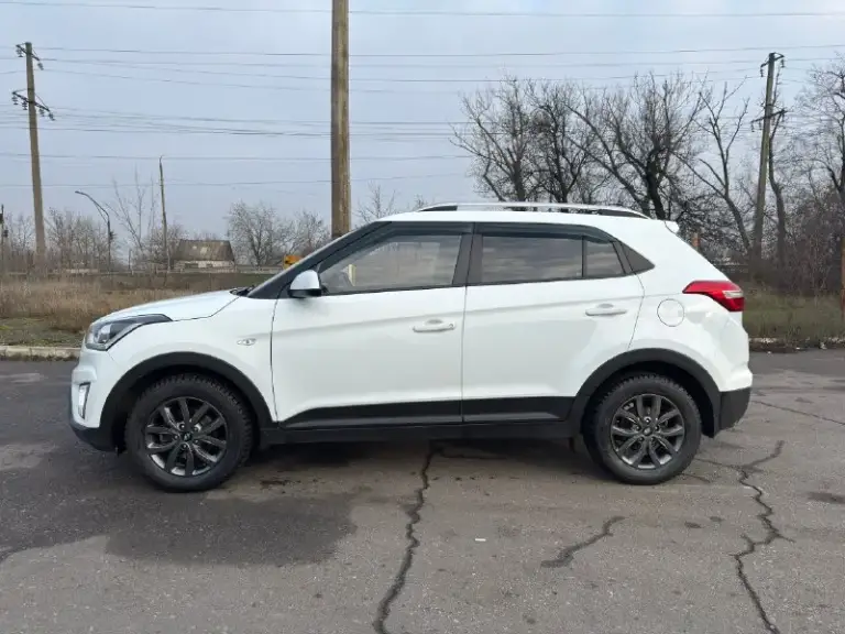☀️ Продам ☀️
✅ Hyundai крета
✅ Hyundai creta
✅ 2020Год.
✅ 109 Тысяч пробег
✅ Двигатель 1,6.
✅ 6Ст.
✅ Передний привод.
✅ Салон в отличном состоянии
✅ Магнитола teyes cc3 2k( + регистратор teyes)
✅ Светодиодные линзы vision tri-led ultimate(+ туманки) свет 🔥
✅ Новая зимняя шипованная резина.
✅ Я второй владелец.
🔥 Цена: 1.8🍋 🔥
Г. Шахтерск +79493147605
📞 Звоните: +7(949)3147605 - фотография - 5