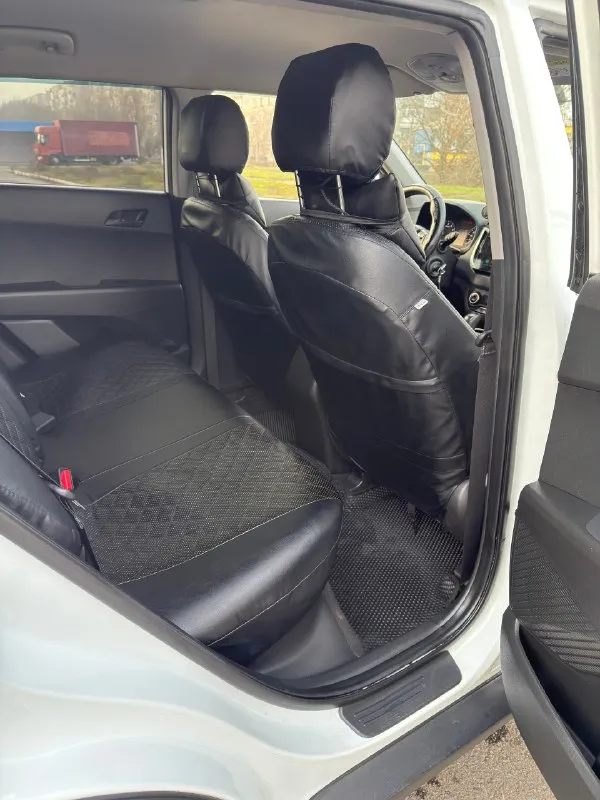 ☀️ Продам ☀️
✅ Hyundai крета
✅ Hyundai creta
✅ 2020Год.
✅ 109 Тысяч пробег
✅ Двигатель 1,6.
✅ 6Ст.
✅ Передний привод.
✅ Салон в отличном состоянии
✅ Магнитола teyes cc3 2k( + регистратор teyes)
✅ Светодиодные линзы vision tri-led ultimate(+ туманки) свет 🔥
✅ Новая зимняя шипованная резина.
✅ Я второй владелец.
🔥 Цена: 1.8🍋 🔥
Г. Шахтерск +79493147605
📞 Звоните: +7(949)3147605 - фотография - 7