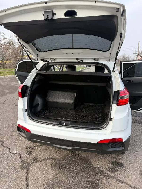 ☀️ Продам ☀️
✅ Hyundai крета
✅ Hyundai creta
✅ 2020Год.
✅ 109 Тысяч пробег
✅ Двигатель 1,6.
✅ 6Ст.
✅ Передний привод.
✅ Салон в отличном состоянии
✅ Магнитола teyes cc3 2k( + регистратор teyes)
✅ Светодиодные линзы vision tri-led ultimate(+ туманки) свет 🔥
✅ Новая зимняя шипованная резина.
✅ Я второй владелец.
🔥 Цена: 1.8🍋 🔥
Г. Шахтерск +79493147605
📞 Звоните: +7(949)3147605 - фотография - 8