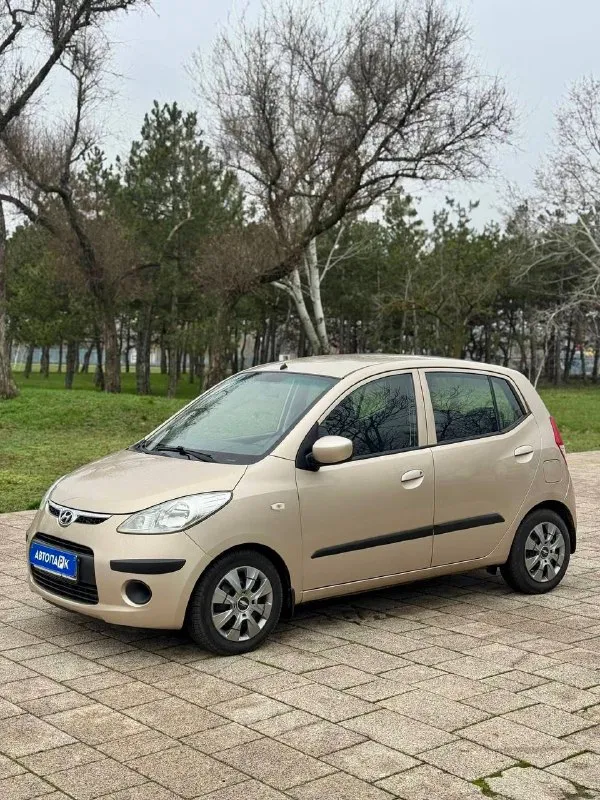 ☀️ Hyundai i10

💰Цена: 530 000р
🏢Город: мариуполь
📅Год выпуска: 2008
🧾Пробег: 115 493 км.
⚙️Двигатель: 1.1
⛽Топливо: бензин
⚙️Кпп: механика

📞 Телефон:

+7-949-727-41-51
+7-949-551-91-52
+7-989-263-55-56

💾 Описание:

👌 Городской хэтчбек идеально подойдёт на каждый день начинающему водителю. Надежный двигатель в паре с классической механикой. Кузов крепкий, не гнилой.

✅ Кондиционер морозит шикарно, подушки безопасности, электропакет, гур, abs, центральный замок, магнитола с usb, отличная зимняя резина.

Улица шевченко 2️⃣6️⃣9️⃣

🏦 Возможна продажа в кредит по двум документам. - фотография - 1