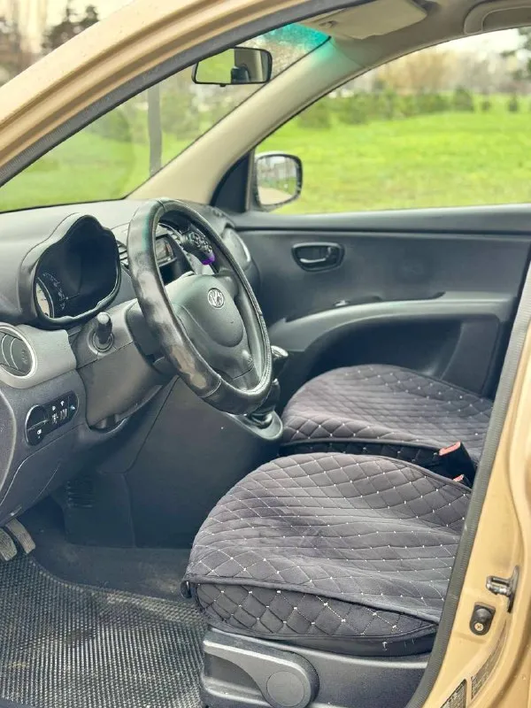 ☀️ Hyundai i10

💰Цена: 530 000р
🏢Город: мариуполь
📅Год выпуска: 2008
🧾Пробег: 115 493 км.
⚙️Двигатель: 1.1
⛽Топливо: бензин
⚙️Кпп: механика

📞 Телефон:

+7-949-727-41-51
+7-949-551-91-52
+7-989-263-55-56

💾 Описание:

👌 Городской хэтчбек идеально подойдёт на каждый день начинающему водителю. Надежный двигатель в паре с классической механикой. Кузов крепкий, не гнилой.

✅ Кондиционер морозит шикарно, подушки безопасности, электропакет, гур, abs, центральный замок, магнитола с usb, отличная зимняя резина.

Улица шевченко 2️⃣6️⃣9️⃣

🏦 Возможна продажа в кредит по двум документам. - фотография - 9