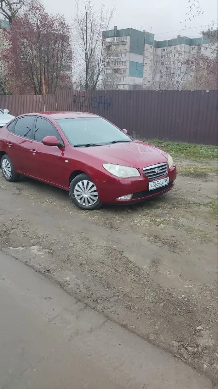 Продам хундай элантра 2008 года на автомате, мотор 1.6 мощность 122 л силлы, с жирной комплектации, 180 учёт, резина зимняя и летняя, донецк +79495325914, цена 830 рублей - фотография - 1