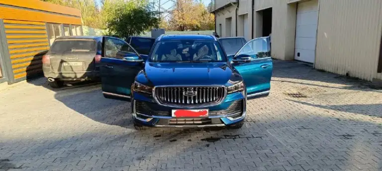 Geely monjaro 2023/11 🌟
В эксплуатации с 20.03.2024 г.
🔹 1 Владелец
🔹 Реальный пробег — всего 34 тыс. Км
🔹 Максимальная комплектация — всё, что нужно для комфортной и безопасной езды!
✨ Автомобиль полностью в родном окрасе, без повреждений.
✨ Кузов и салон в идеальном состоянии — как новый!
✨ Техническая часть без нареканий, обслужен и готов к любым поездкам.
💯 Абсолютно никаких вложений не требует!
🛡️ Зоны риска дополнительно защищены качественной пленкой для сохранения внешнего вида.
Продажа связана с покупкой более дорого автомобиля.
Автомобиль территориально макеевка.
Личное мнение, машина супер.
Цена - 3.300.000руб (торг присутствует)
Тел. +79493170053 - фотография - 1