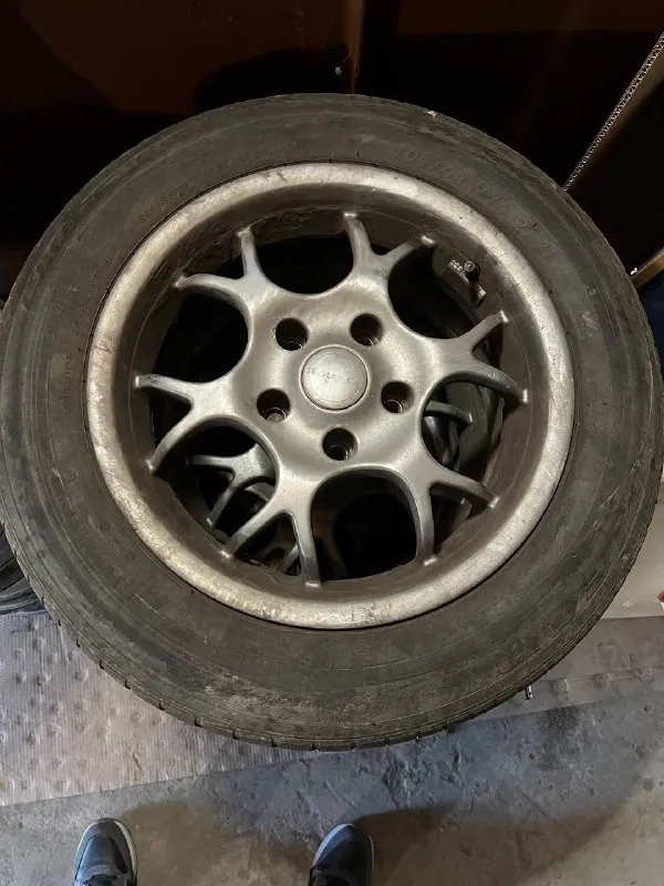 Продам авто, mazda 6 gg, универсал. 2003 года. 1.8 бензин на механической коробке передач. Я собственник. Технически авто на 4. Заменена полностью вся задняя подвеска и тормозная система в круг, перед тоже перебран ( могу по запросу предоставить, всё что делалось по машине )
По кузову есть жизненные моменты, машинка в годах.
Ездит каждый день,
Все интересующие вопросы по телефону.
Комплектация :обогрев сидений, электро зеркала, 4 эсп, гур, abs, климат( кондиционер), регулировка руля по высоте, мульти руль, бортовой компьютер, центральный замок, подушки безопасности ( все на месте ), эва коврики, запаска на зимней резине ( липучка), есть еще комплект дисков на неё с резиной на докат, отдам вместе с машиной. Сейчас машина на новой зиме ( шипы ).
Цена 380т₽, не ждите чуда, машине 22 года.
Торг при осмотре авто.
Возможно рассмотреть обмен в обе стороны.
Дополнительное фото и видео могу скинуть по просьбе.
Просмотр до
📲 Tg: denis ivanov
📞 Звоните: +7(949)3524173 - фотография - 10