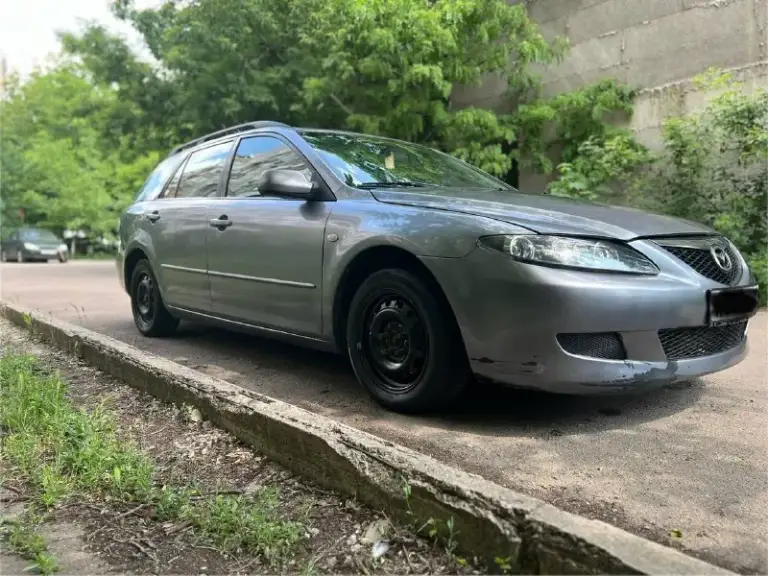 Продам авто, mazda 6 gg, универсал. 2003 года. 1.8 бензин на механической коробке передач. Я собственник. Технически авто на 4. Заменена полностью вся задняя подвеска и тормозная система в круг, перед тоже перебран ( могу по запросу предоставить, всё что делалось по машине )
По кузову есть жизненные моменты, машинка в годах.
Ездит каждый день,
Все интересующие вопросы по телефону.
Комплектация :обогрев сидений, электро зеркала, 4 эсп, гур, abs, климат( кондиционер), регулировка руля по высоте, мульти руль, бортовой компьютер, центральный замок, подушки безопасности ( все на месте ), эва коврики, запаска на зимней резине ( липучка), есть еще комплект дисков на неё с резиной на докат, отдам вместе с машиной. Сейчас машина на новой зиме ( шипы ).
Цена 380т₽, не ждите чуда, машине 22 года.
Торг при осмотре авто.
Возможно рассмотреть обмен в обе стороны.
Дополнительное фото и видео могу скинуть по просьбе.
Просмотр до
📲 Tg: denis ivanov
📞 Звоните: +7(949)3524173 - фотография - 2