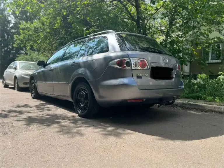Продам авто, mazda 6 gg, универсал. 2003 года. 1.8 бензин на механической коробке передач. Я собственник. Технически авто на 4. Заменена полностью вся задняя подвеска и тормозная система в круг, перед тоже перебран ( могу по запросу предоставить, всё что делалось по машине )
По кузову есть жизненные моменты, машинка в годах.
Ездит каждый день,
Все интересующие вопросы по телефону.
Комплектация :обогрев сидений, электро зеркала, 4 эсп, гур, abs, климат( кондиционер), регулировка руля по высоте, мульти руль, бортовой компьютер, центральный замок, подушки безопасности ( все на месте ), эва коврики, запаска на зимней резине ( липучка), есть еще комплект дисков на неё с резиной на докат, отдам вместе с машиной. Сейчас машина на новой зиме ( шипы ).
Цена 380т₽, не ждите чуда, машине 22 года.
Торг при осмотре авто.
Возможно рассмотреть обмен в обе стороны.
Дополнительное фото и видео могу скинуть по просьбе.
Просмотр до
📲 Tg: denis ivanov
📞 Звоните: +7(949)3524173 - фотография - 4