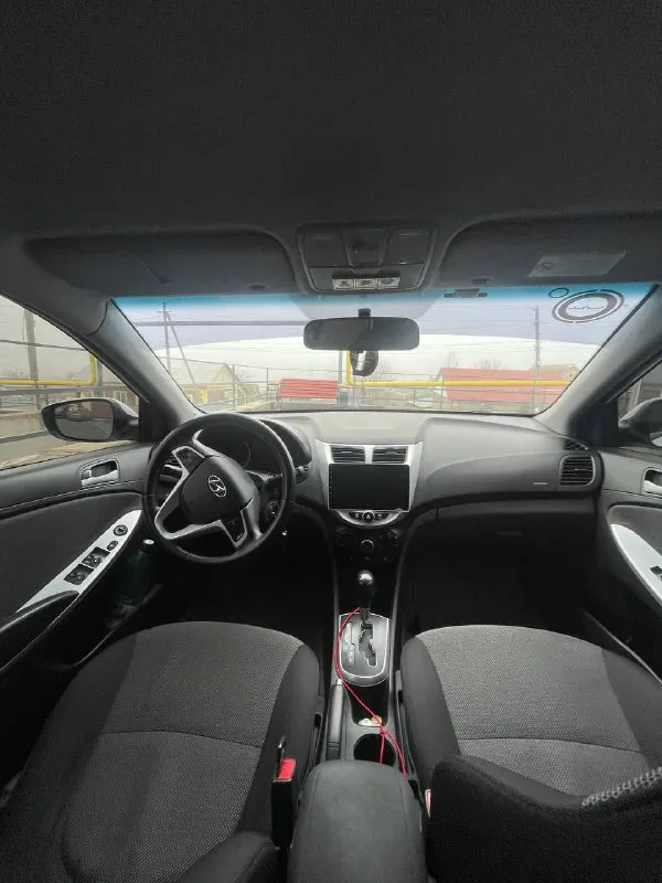 Продам:
Xyundai solaris
2013Г
Пробег:225т. Км
1.6 Бензин акпп
Экономично и надежно, расход в среднем 7-8л
Хорошая комплектация
-Подогрев зоны дворников, подогревы передних сидений, 4 эл. Стеклоподъемника, мультируль
По машине все работает, все в идеале, двигатель не дымит не стучит, работает ровно, отлично, акпп переключает плавно без пинков, везде новое хорошее масло, по ходовой так же все порядок, не стуков не скрипов, новая зимняя резина, лампочки мини лизны led, туманки biled, ближний дальний. Сигнализация старлайн, автомобиль обслужен, сел поехал
Я хозяин, переоформление без проблем, автотека зеленая, без дтп
Установленны динамики db апокалипсис, играет чисто-громко, так же саб aura indigo 1000w
Цена 1🍋₽
Пгт. Старобешево
+79493437342 - фотография - 5