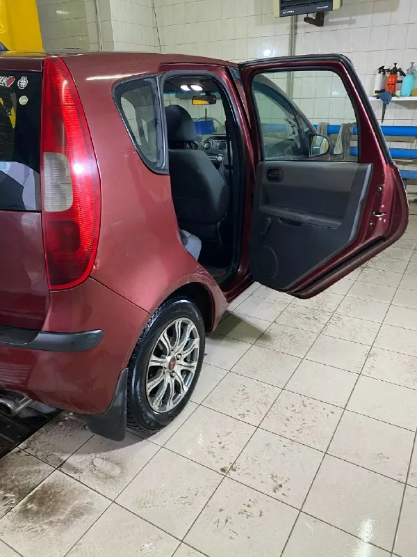 Продам mitsubishi colt 2005г. , двигатель 1.3 бензин, коробка роботизированная, кондиционер, передние стеклоподъёмники, подогрев передних сидений, сигнализация с обратной связью, центральный замок, пробег 179000 км, общее состояние хорошее, по кузову есть недочёты нужно заниматься, документы в порядке, цена 250к хороший торг. Горловка +79493529432
📞 Звоните: +7(949)3529432 - фотография - 7