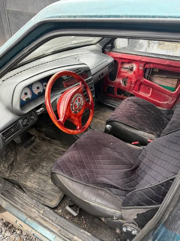 Продам ваз 2115, 2002 года советский район
Авто в среднем состоянии для своих лет
По кузову всё отлично дно, пороги стаканы ланджероны, всё целое, внешне выглядит так как на фото
По технике не в рабочем состоянии так как машина стоит просто так без дела не заводится потому что со временем перестал работать бензонасос
По поводу двери девушка выезжала со двора и по драла родные двери из-за этого пришлось их заменить
По документам мы не хозяева ну связь с хозяином имеем он из горловки можно переоформить
Цена 135 тыс + торг на недостатки, все вопросы по телефону +79495589628 или лс
Мы не хозяева нас попросили выставить

📞 Звоните: +7(949)5589628 - фотография - 6
