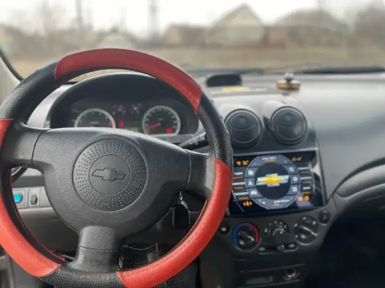 Chevrolet авео 2007 год 1.5 мотор газ - бензин (газ вписан) механика 5 ст. Пробег 270 000км. В хорошем техническом состоянии, мотор и коробка без нареканий. Электрика вся рабочая. Салон в хорошем состоянии. Гур. Летняя и зимняя резина (лето диски) по кузову не гнилой, дно, пороги все целое, ничего варить не надо. Из нюансов задний бампер и лобовое. Хорошая музыка, магнитола 10 дюймов, камера заднего, все работает. Печка дует юридически, оформление без проблем. Цена‼️360 000‼️ рублей. Осмотр макеевка +79490425158
📞 Звоните: +7(949)0425158 - фотография - 6