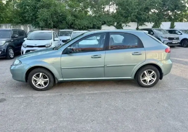 Собственник chevrolet лачетти куплена в 2012 году авто в отличном состоянии гаражное хранение комплектация abs кондиционер рабочий зпрален полностью обслужена гаражное хранение +79490911296
📞 Звоните: +7(949)0911296 - фотография - 3