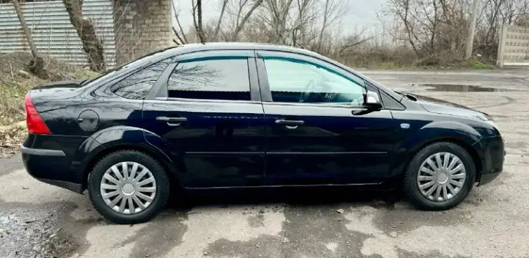 Цена 390.000 продам ford focus 2, в максимальной комплектации 2 зонный климат контроль, круиз контроль, 2007 год, двигатель 1,6 115 л. С. На механике. Я собственник, оформлена на меня. Новые колодки мультируль, на зимней хорошей резине, комплект летней на родных ford литых дисках документы чистые, я хозяин, номера все читаются +79491054723
📞 Звоните: +7(949)1054723 - фотография - 4