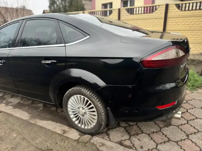 Продам ford mondeo 4, 2007 года выпуска, отличном состоянии!
2 Литра, 245 л/с, полностью обслужен, перед продажей сделал замену масла. Установлен контрактный двигатель.
Пробег авто 85000 км, проверен и подтвержден. Ходовая в полном порядке! Подогрев лобового и заднего стекла, обогрев зеркал, esp, abs, ebd, bas, 4 стеклоподьемника, электрорегулировка зеркал, регулировка фар по высоте, противотуманные фары, диски r17 на хорошей зимней резине, двухзонный климат контроль заправлен, датчики света и дождя, подогревы сидений, аудиосистема заменена на тиайс tpro 2.
Салон сохранился отлично!
Проблем с запчастями нет от слова совсем, все доступно и по адекватным ценам!
Автомобиль d-класса, будете довольны на все 100% все работает, в ближайшее время без вложений абсолютно! За машину не стыдно, любые проверки.
Документы в полном порядке, без штрафов, залогов и вложений!
Машина находится в донецке, пролетарский
📲 Tg: тамара константиновна
📞 Звоните: +7(949)8111702 - фотография - 3