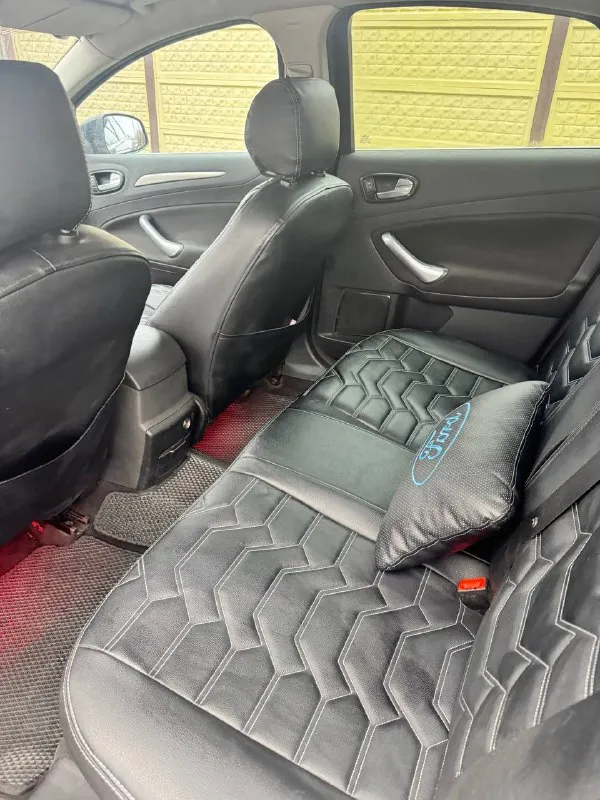 Продам ford mondeo 4, 2007 года выпуска, отличном состоянии!
2 Литра, 245 л/с, полностью обслужен, перед продажей сделал замену масла. Установлен контрактный двигатель.
Пробег авто 85000 км, проверен и подтвержден. Ходовая в полном порядке! Подогрев лобового и заднего стекла, обогрев зеркал, esp, abs, ebd, bas, 4 стеклоподьемника, электрорегулировка зеркал, регулировка фар по высоте, противотуманные фары, диски r17 на хорошей зимней резине, двухзонный климат контроль заправлен, датчики света и дождя, подогревы сидений, аудиосистема заменена на тиайс tpro 2.
Салон сохранился отлично!
Проблем с запчастями нет от слова совсем, все доступно и по адекватным ценам!
Автомобиль d-класса, будете довольны на все 100% все работает, в ближайшее время без вложений абсолютно! За машину не стыдно, любые проверки.
Документы в полном порядке, без штрафов, залогов и вложений!
Машина находится в донецке, пролетарский
📲 Tg: тамара константиновна
📞 Звоните: +7(949)8111702 - фотография - 5
